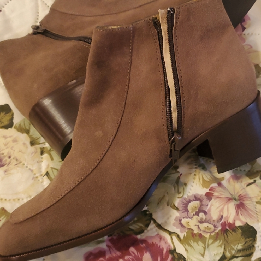 Womens Bruno Magli boots
